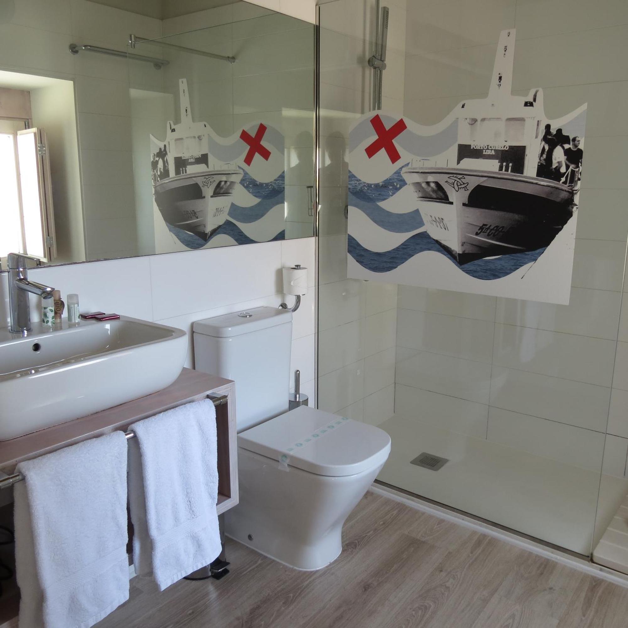 Hotel Tematico Do Banco Azul Finisterre Luaran gambar